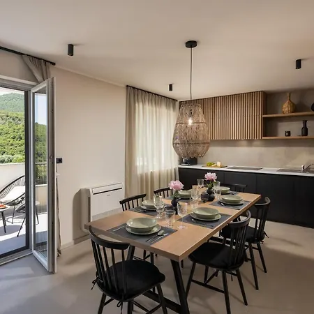 Apartman 3 Luxury Bedroom Emma
