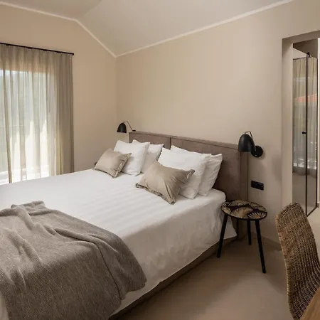 3 Luxury Bedroom Emma