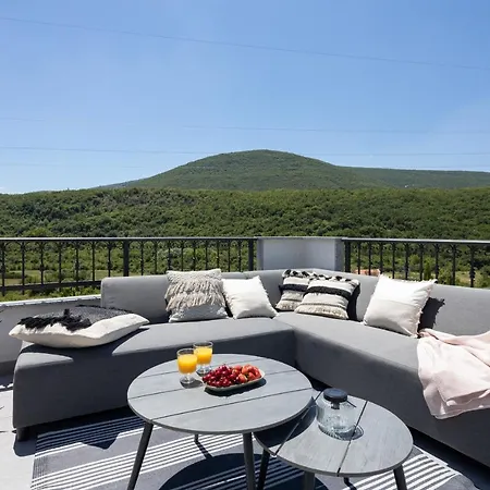 3 Luxury Bedroom Emma * Sinj