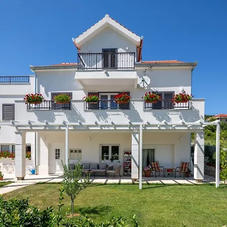 3 Luxury Bedroom Emma Διαμέρισμα